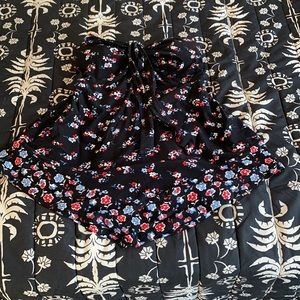 Super cute strapless top